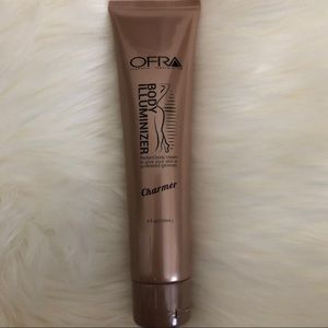 OFRA • Body Illuminizer Charmer body cream